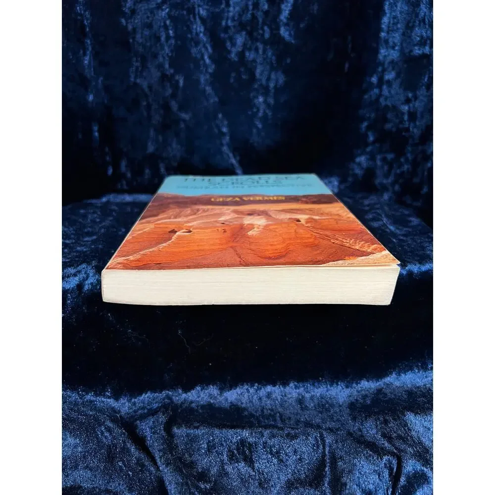 Vintage 1985 Dead Sea Scrolls Book – Qumran in Perspective by Geza Vermes
